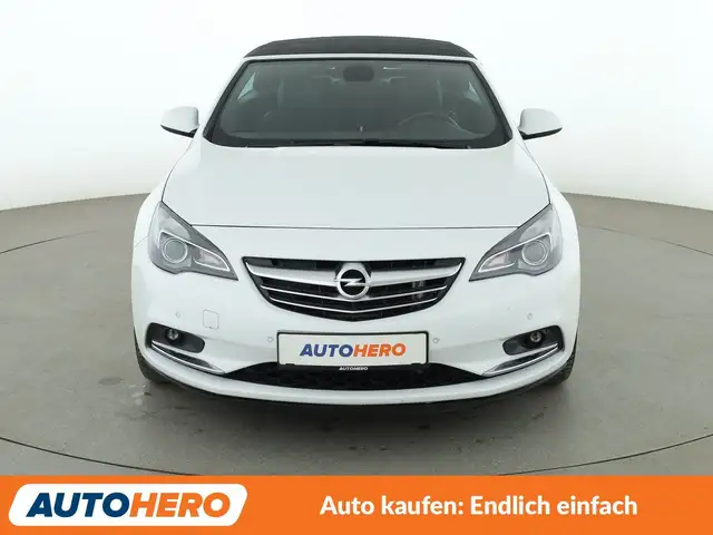Opel Cascada view 9