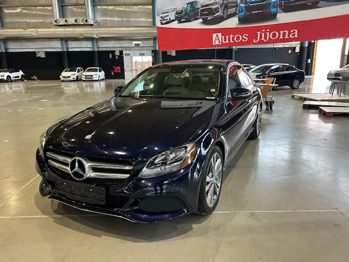 Mercedes-Benz C 250 9G-Tronic Blau - 2