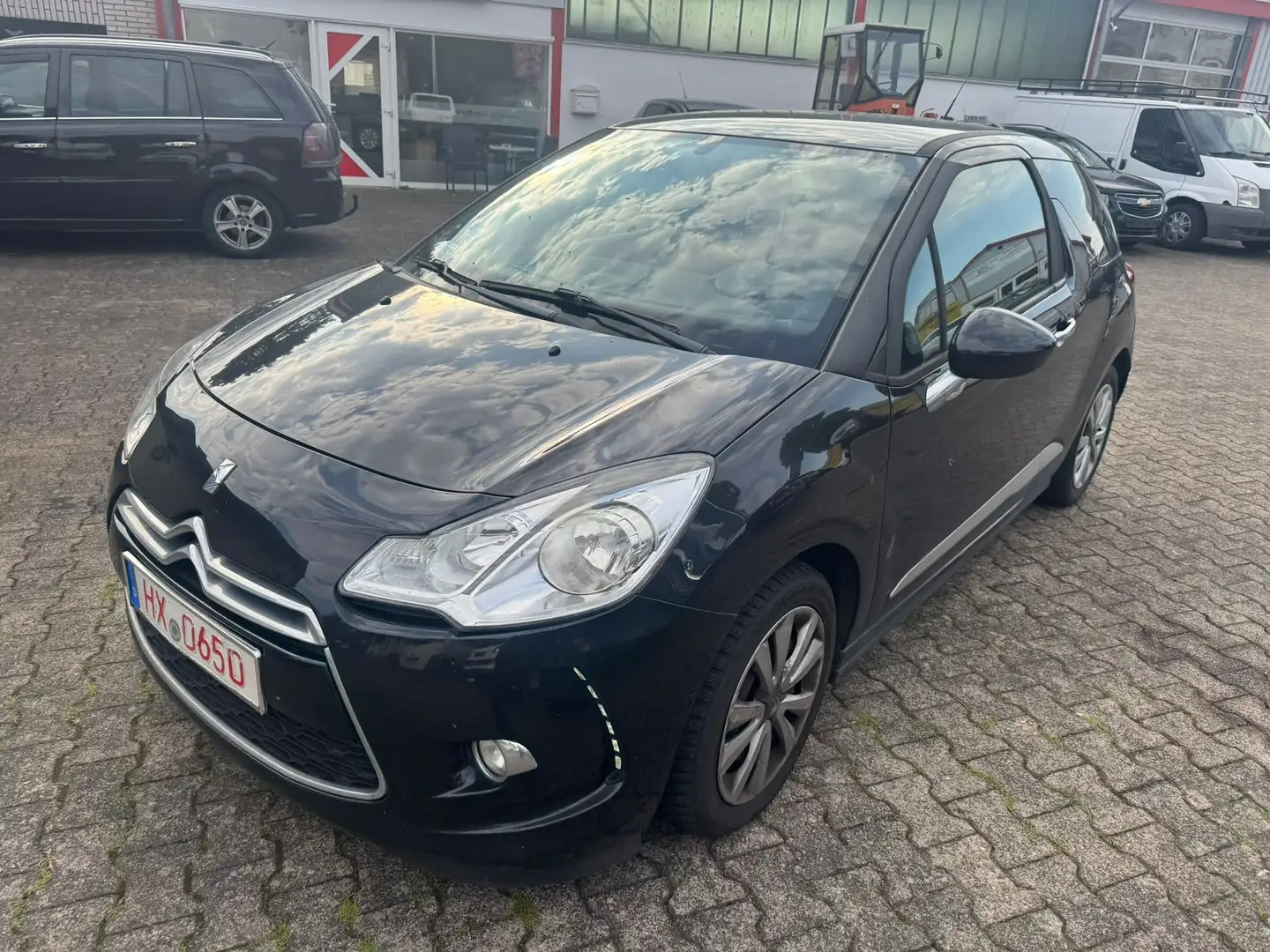 Citroen DS3 Chic Schwarz - 1