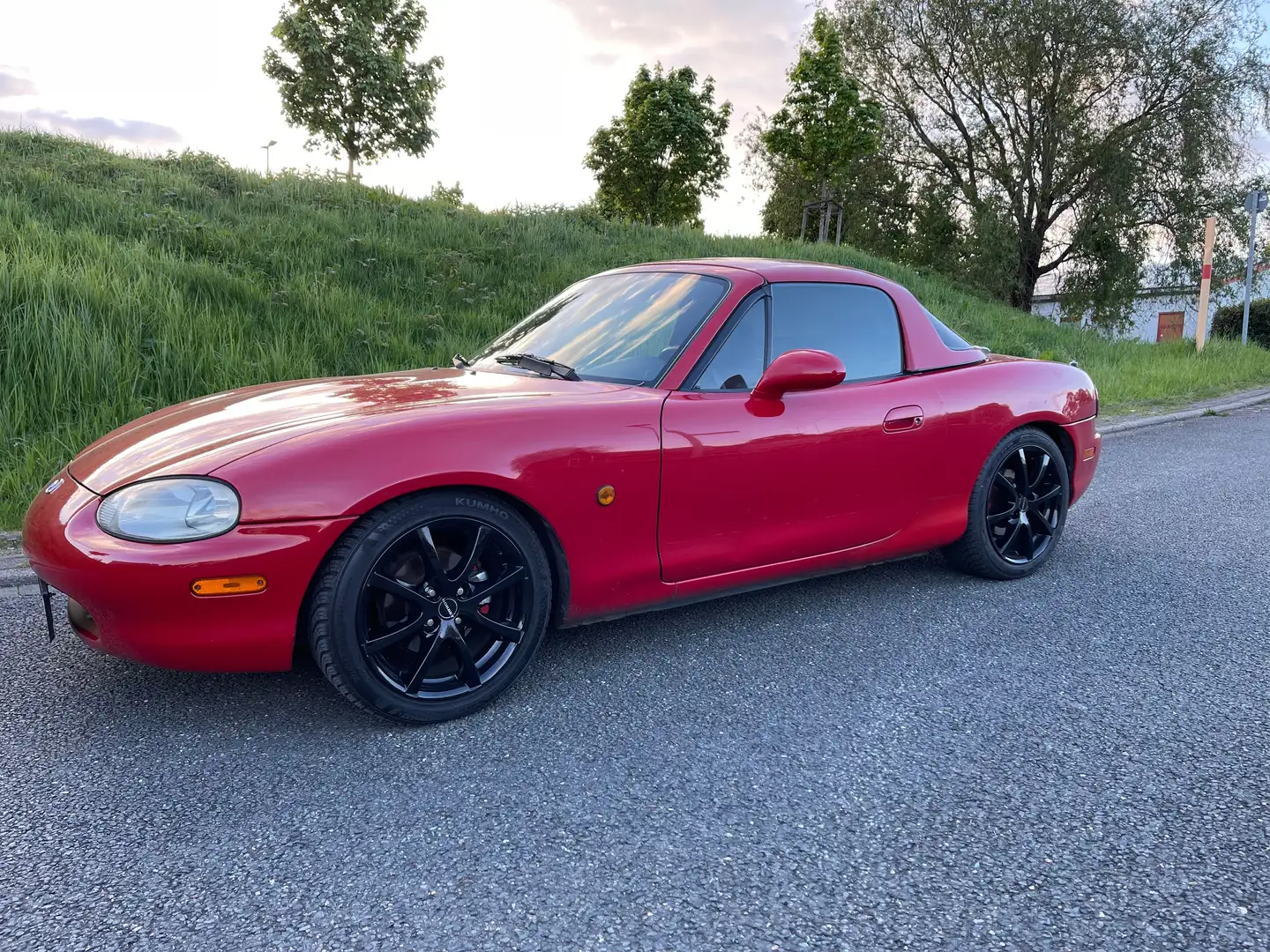 Mazda MX-5 Rouge - 2