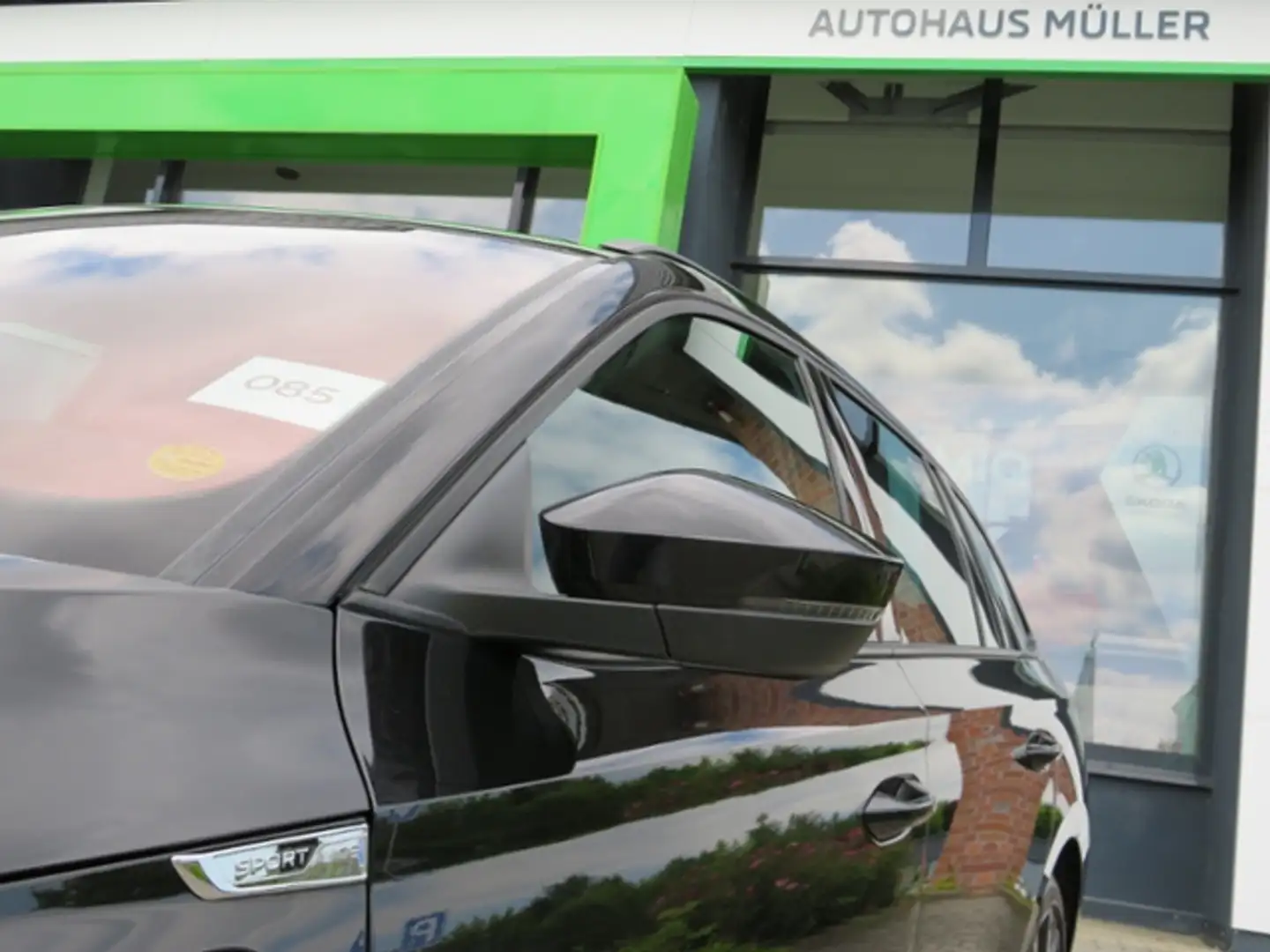 Skoda Octavia Combi Sportline iV 110kW DSG beh. FS Negro - 2