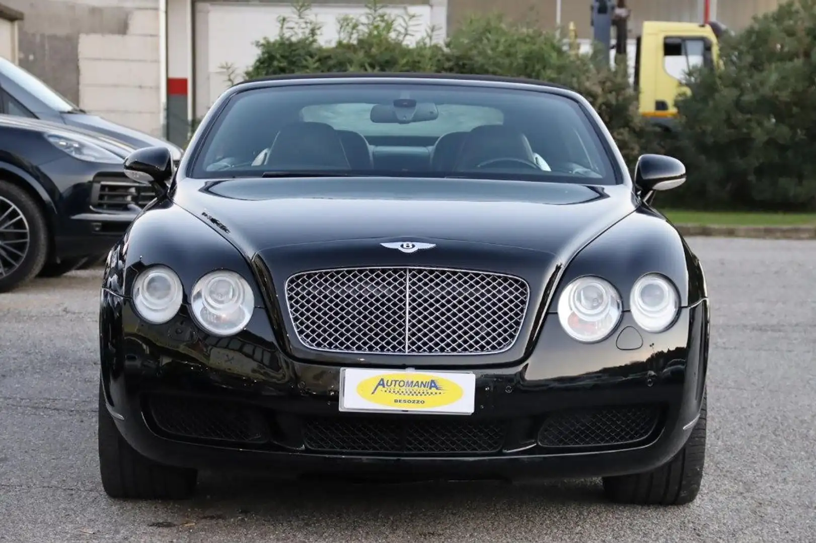 Bentley Continental GTC Noir - 2