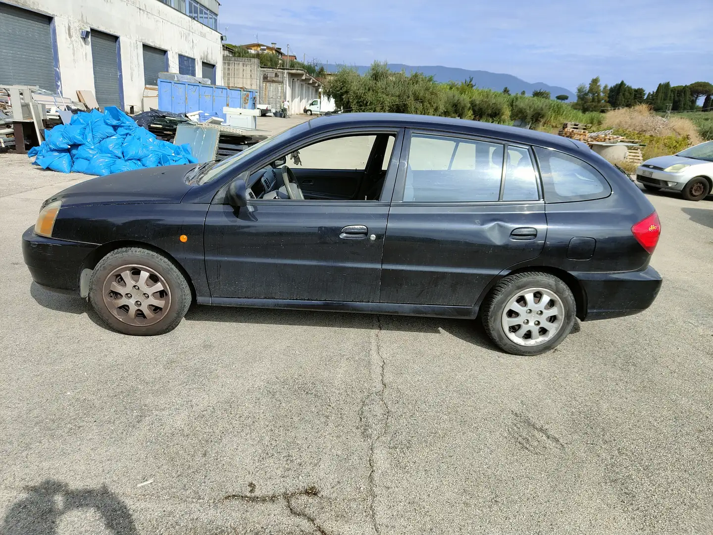 Kia Rio Rio 5p 1.3 LS Top Czarny - 2