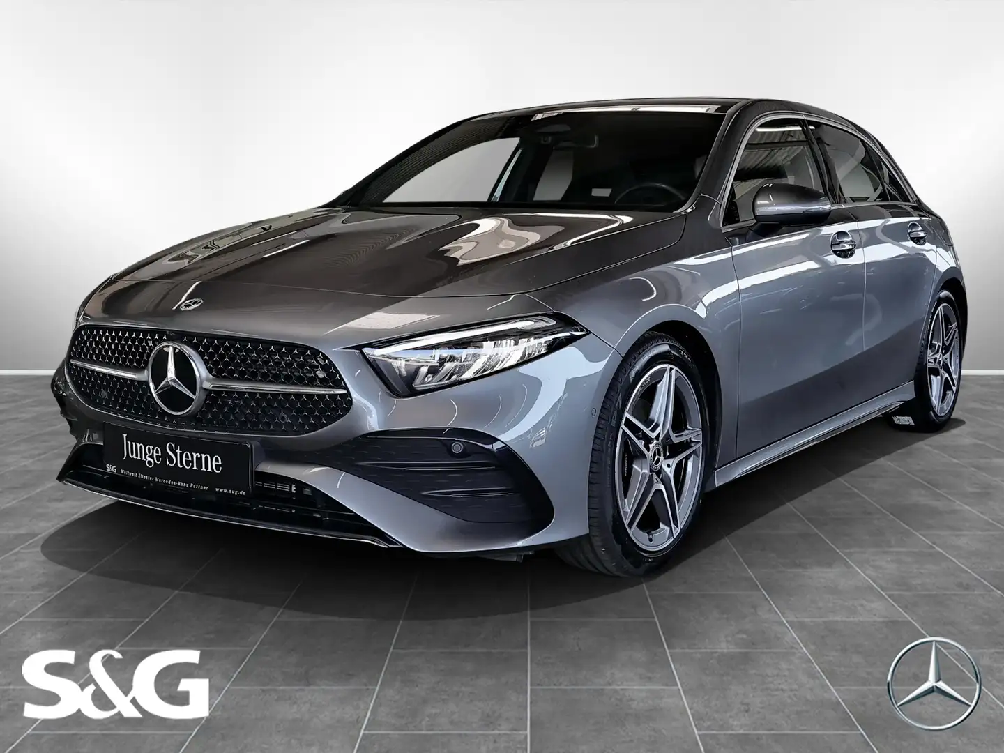 Mercedes-Benz A 180 AMG CARPLAY+KAMERA+KEYLESS+MBUX+LED+18" Grau - 1