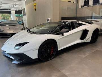 Superveloce 6.5 V12 LP 750-4