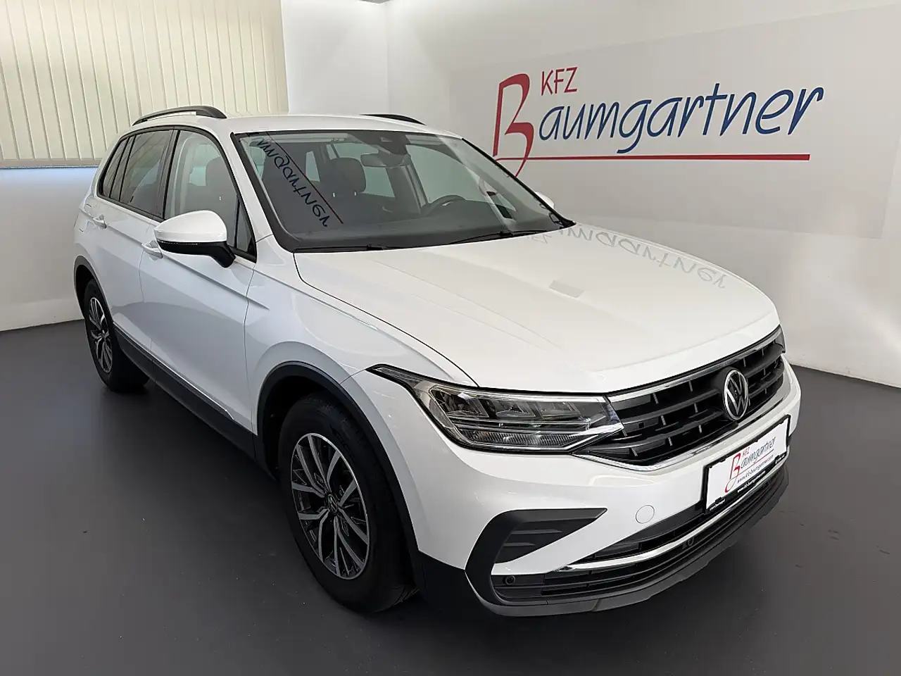 2023 Volkswagen Tiguan 2,0TDI DSG Life *LED*NAVI*ACC*Sitzheizung*PDC v..., photograph 1