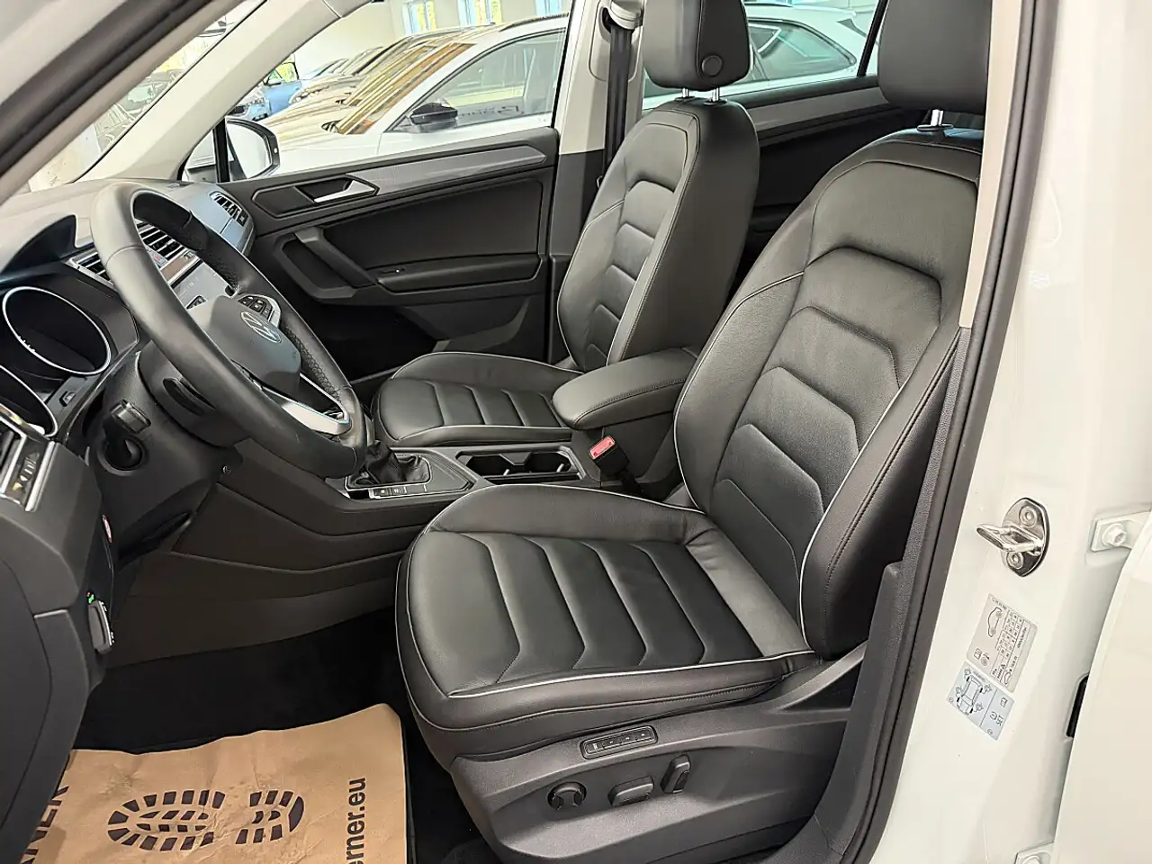 2023 Volkswagen Tiguan 2,0TDI DSG Life *LED*NAVI*ACC*Sitzheizung*PDC v..., photograph 12
