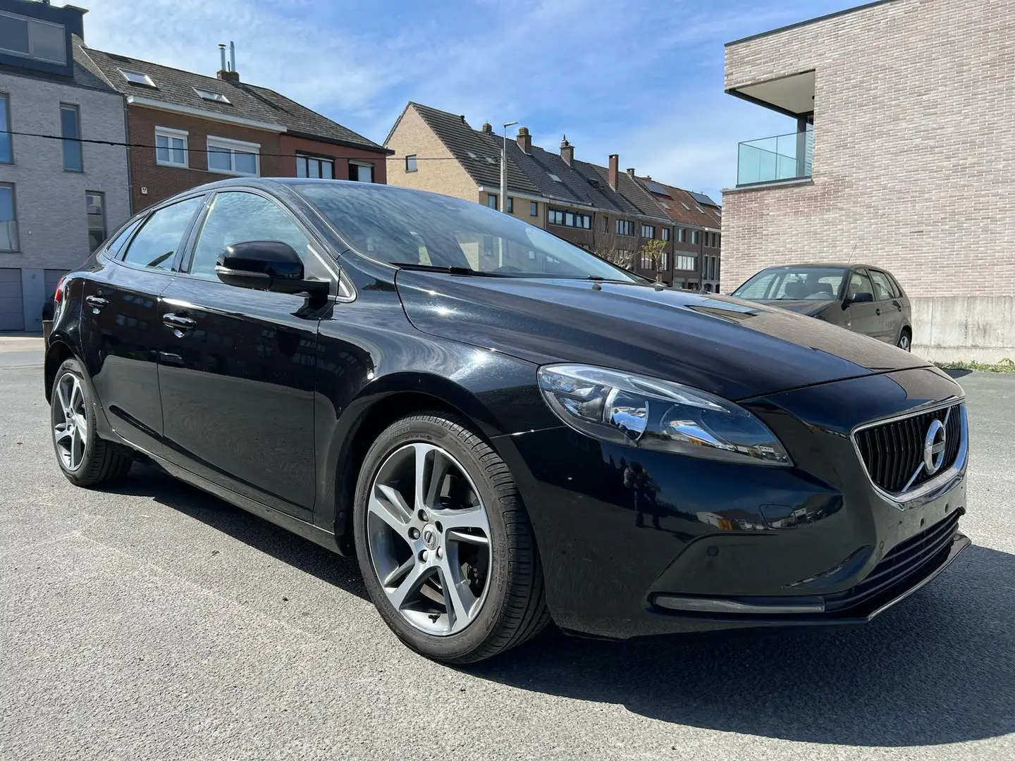 Volvo V40 2.0 T2 Momentum Zwart - 2