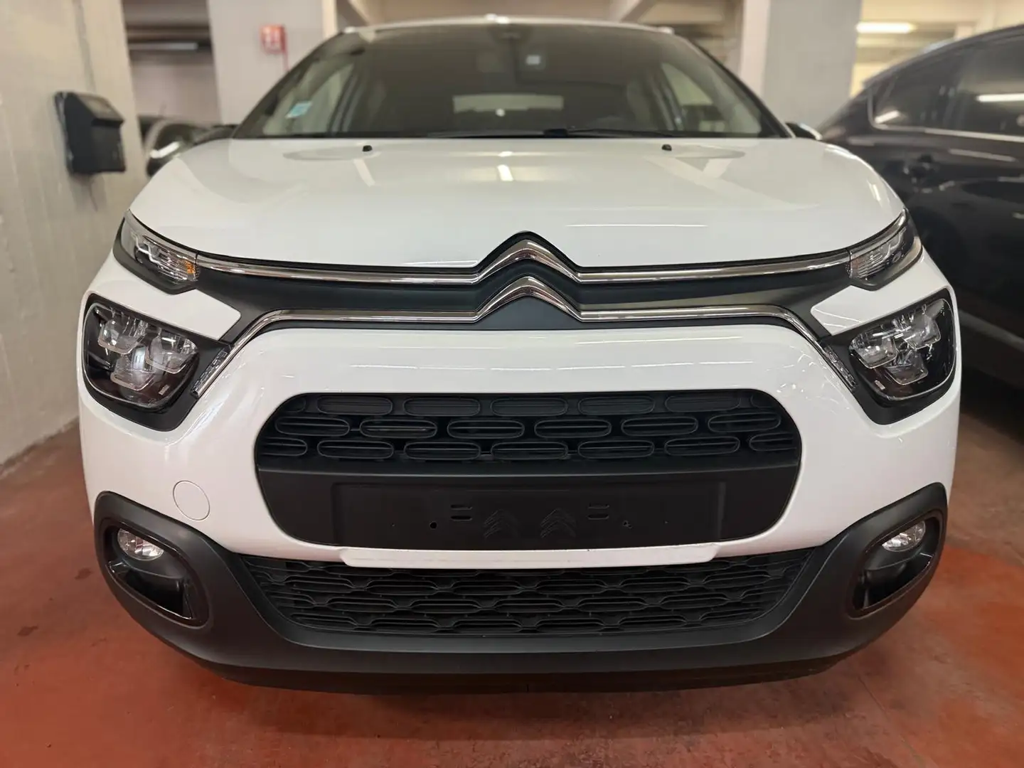 Citroen C3 C3 III  1.2 puretech Shine Pack s EAT6 Wit - 2