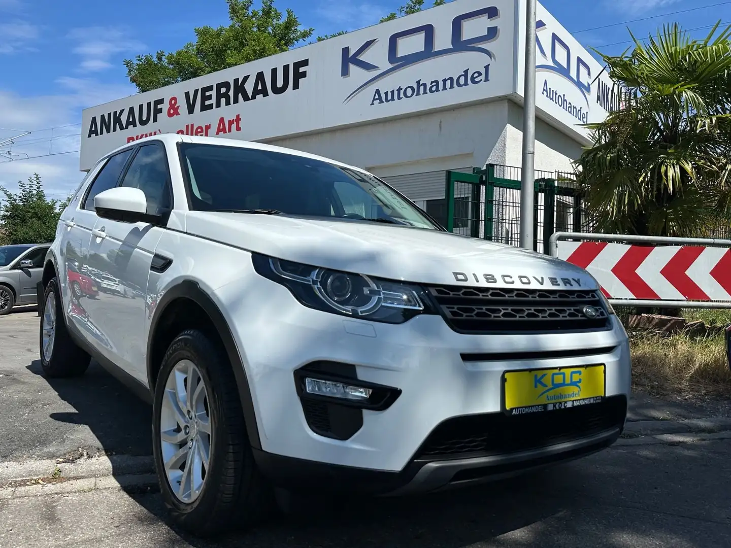 Land Rover Discovery Sport SE AWD Blanc - 1