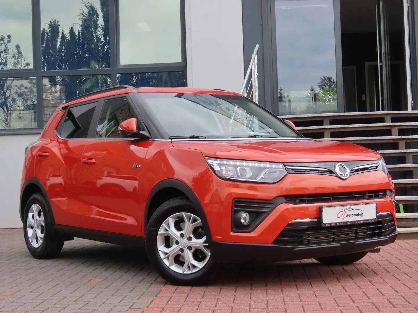 SsangYong Tivoli 1.5 T-GDi Quartz 2WD Sitzheizung Kamera Orange - 1