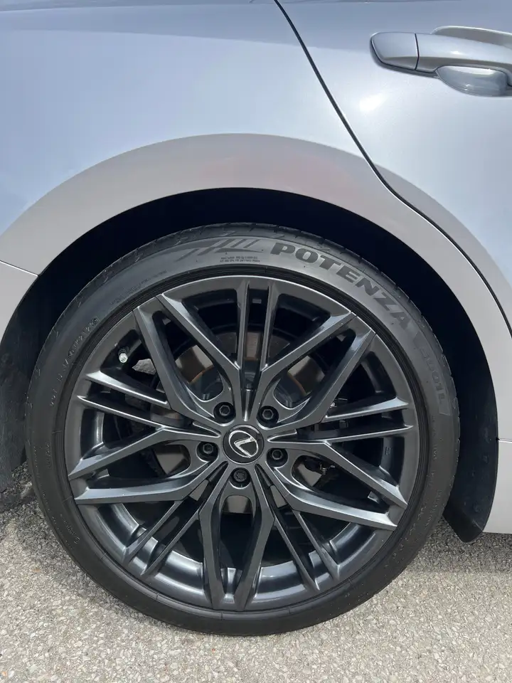 Lexus IS снимка Lexus IS