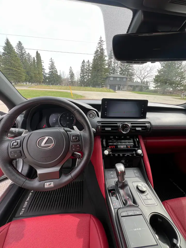 Lexus IS снимка Lexus IS