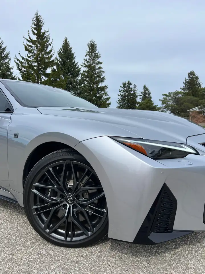 Lexus IS снимка Lexus IS