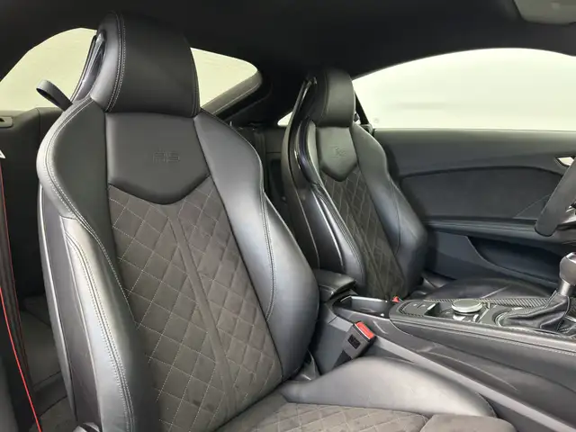 Audi TT view 15