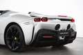 Ferrari SF90 Spider PHEV 7,9kWh F1-DCT Silber - thumbnail 25