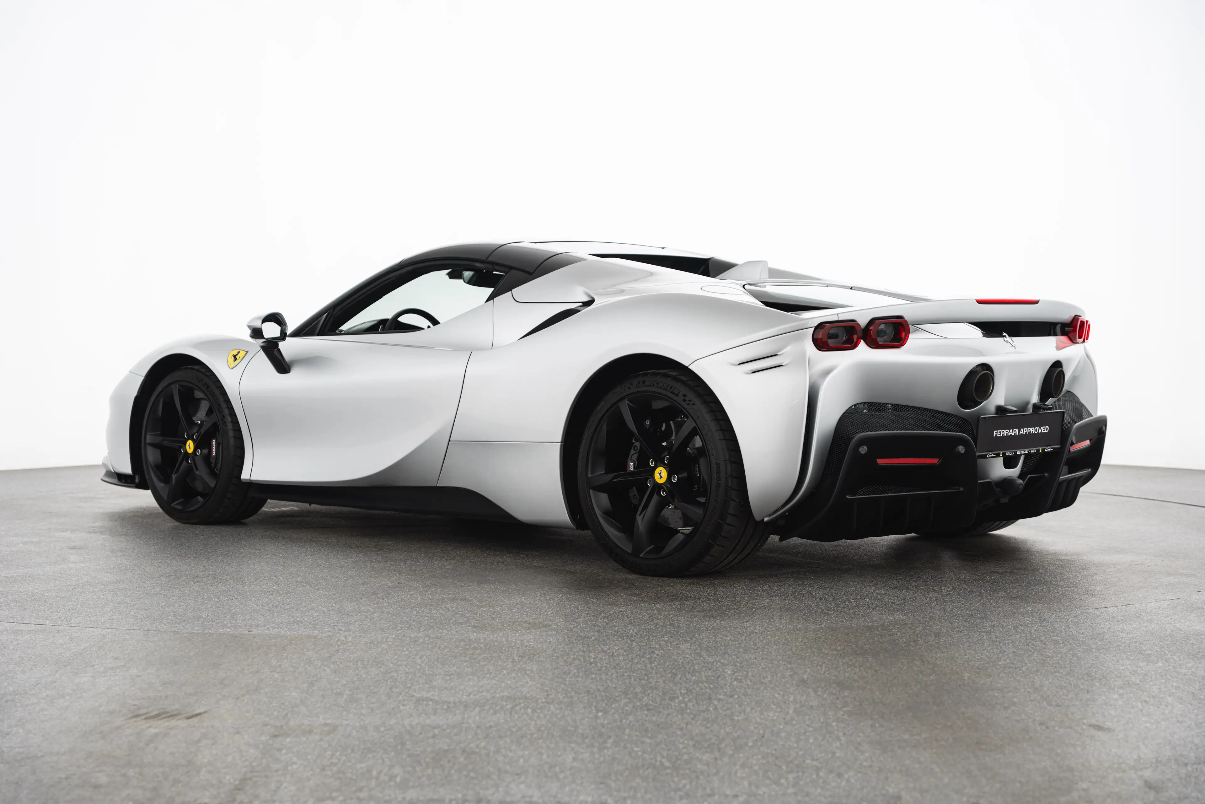 Ferrari SF90 Spider PHEV 7,9kWh F1-DCT — photo 7