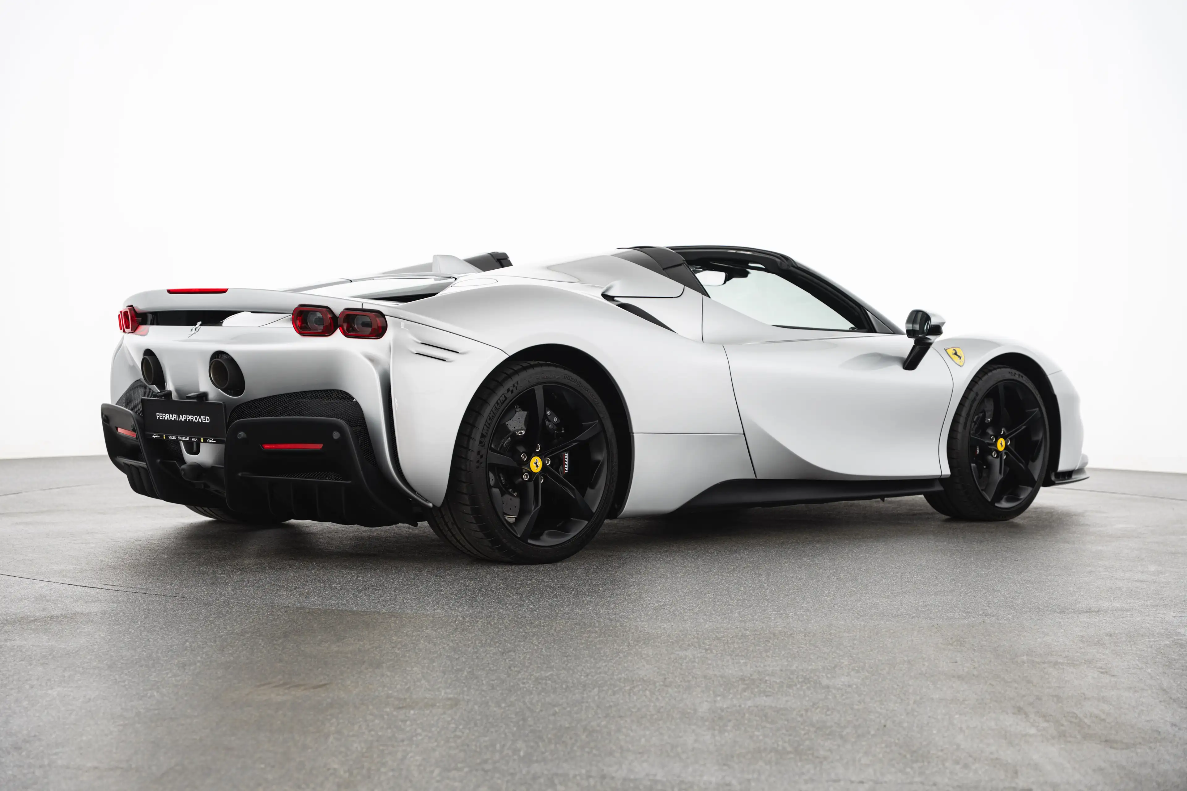 Ferrari SF90 Spider PHEV 7,9kWh F1-DCT — photo 5