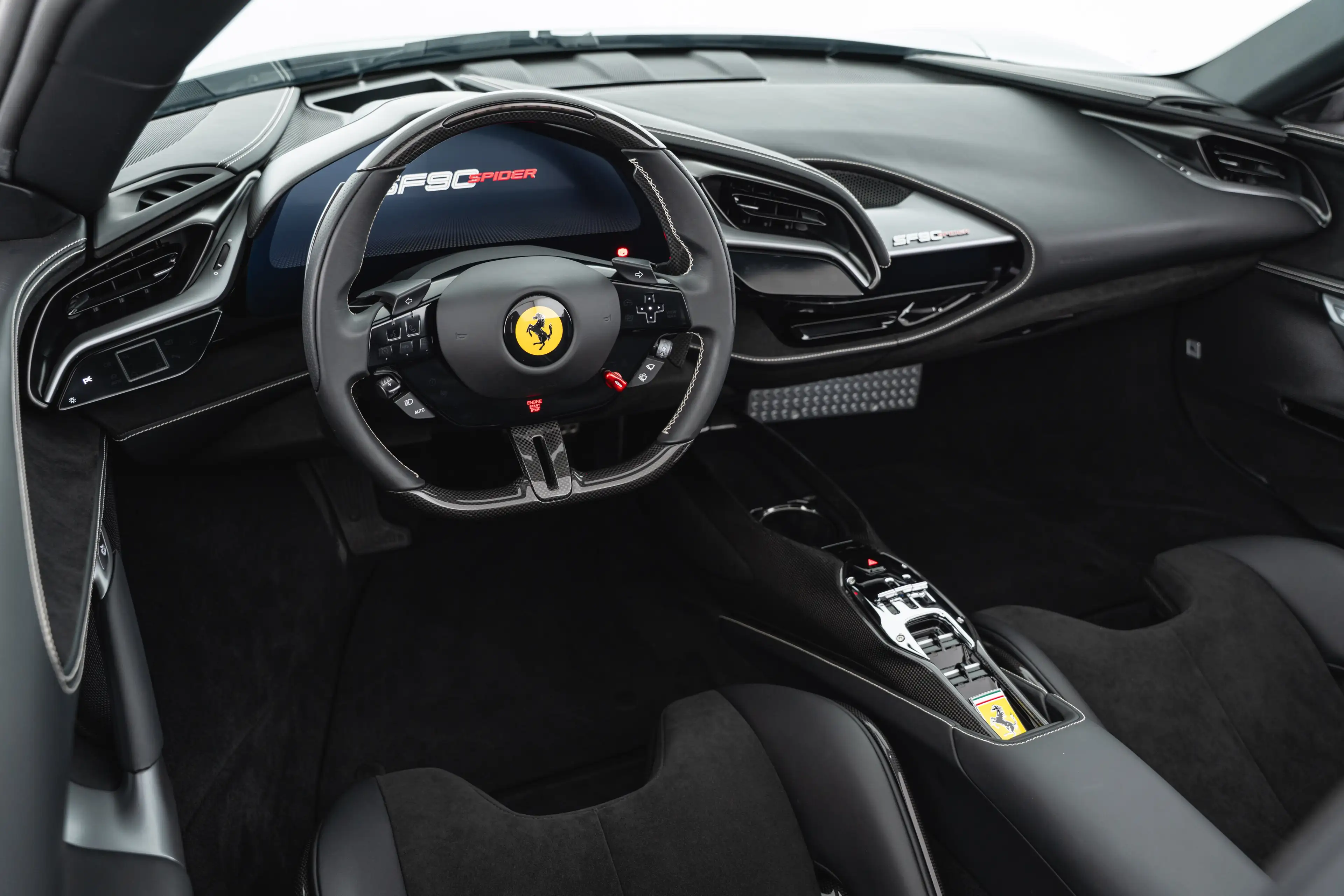 Ferrari SF90 Spider PHEV 7,9kWh F1-DCT — photo 12