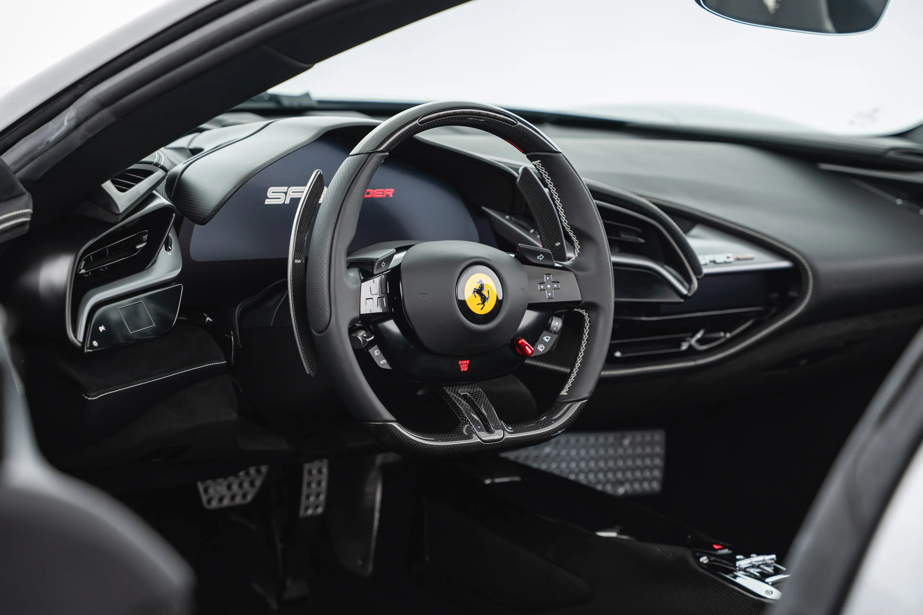 Ferrari SF90 Spider PHEV 7,9kWh F1-DCT — photo 15