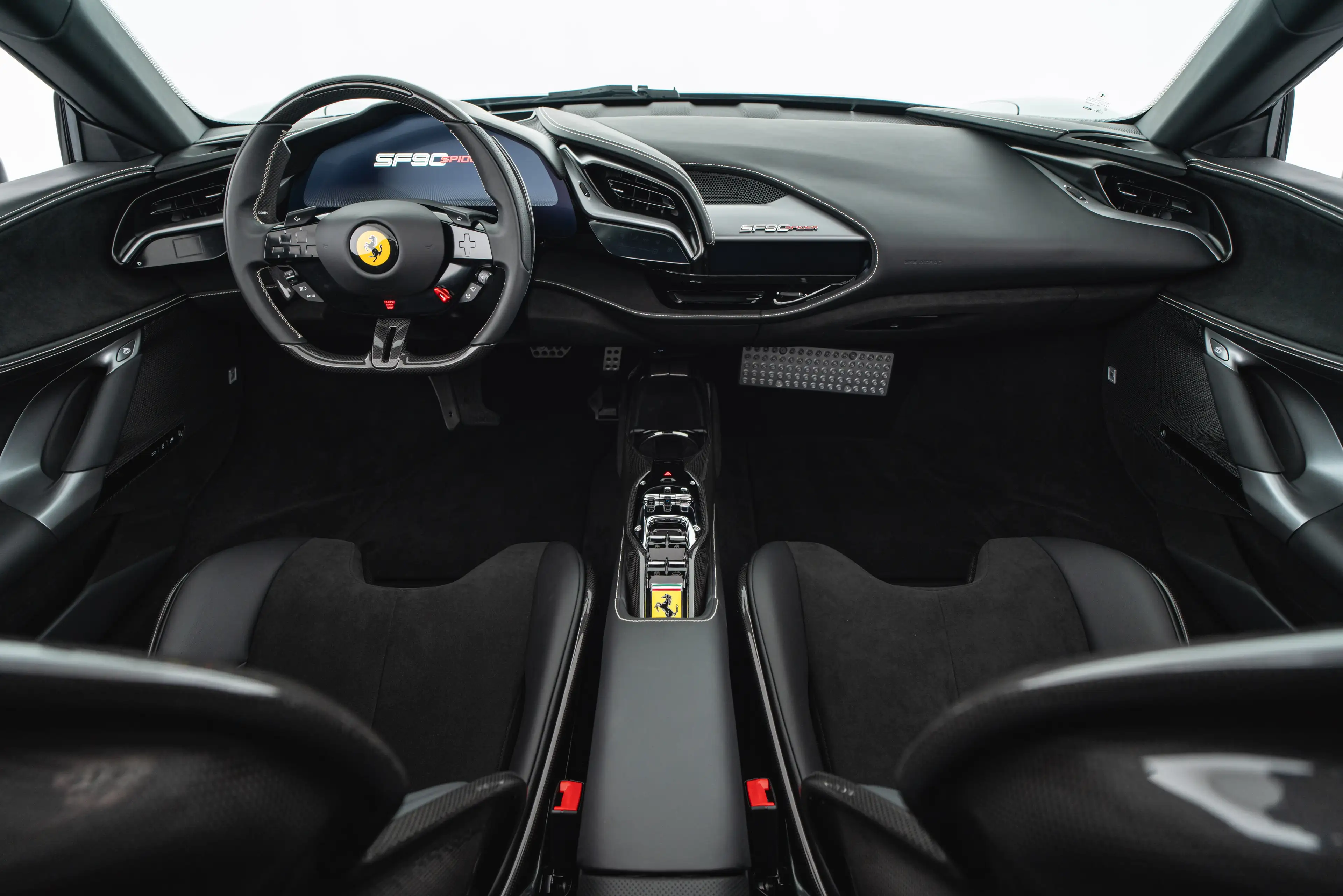 Ferrari SF90 Spider PHEV 7,9kWh F1-DCT — photo 10