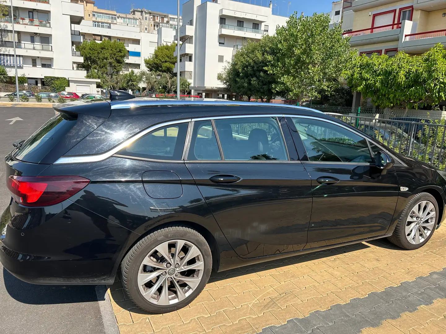 Opel Astra Astra Sports Tourer 1.6 cdti Innovation s Nero - 1