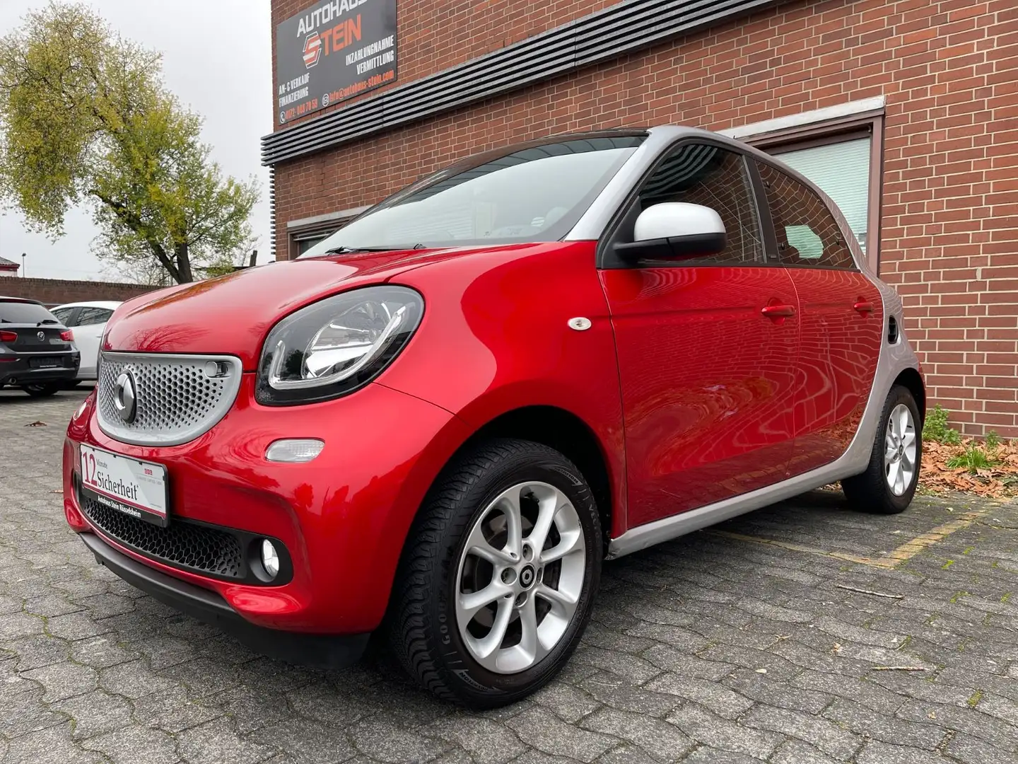 smart forFour *AUTOM*PANO*TEMPO*PDC*SHZ* Rot - 1