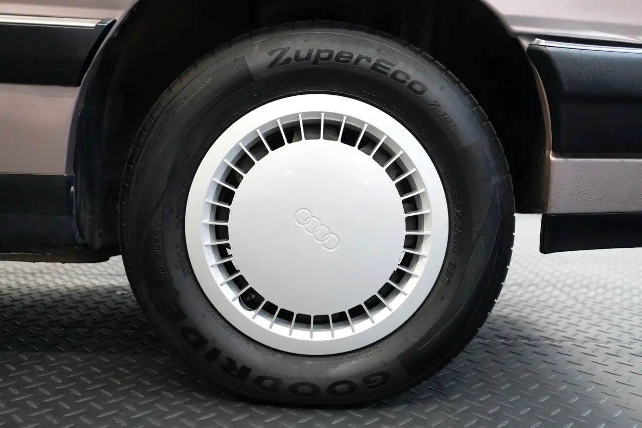 Audi 100 CD 5E AUTOMATIK/1.HAND/H-KENNZ/WENIG KM, foto 11
