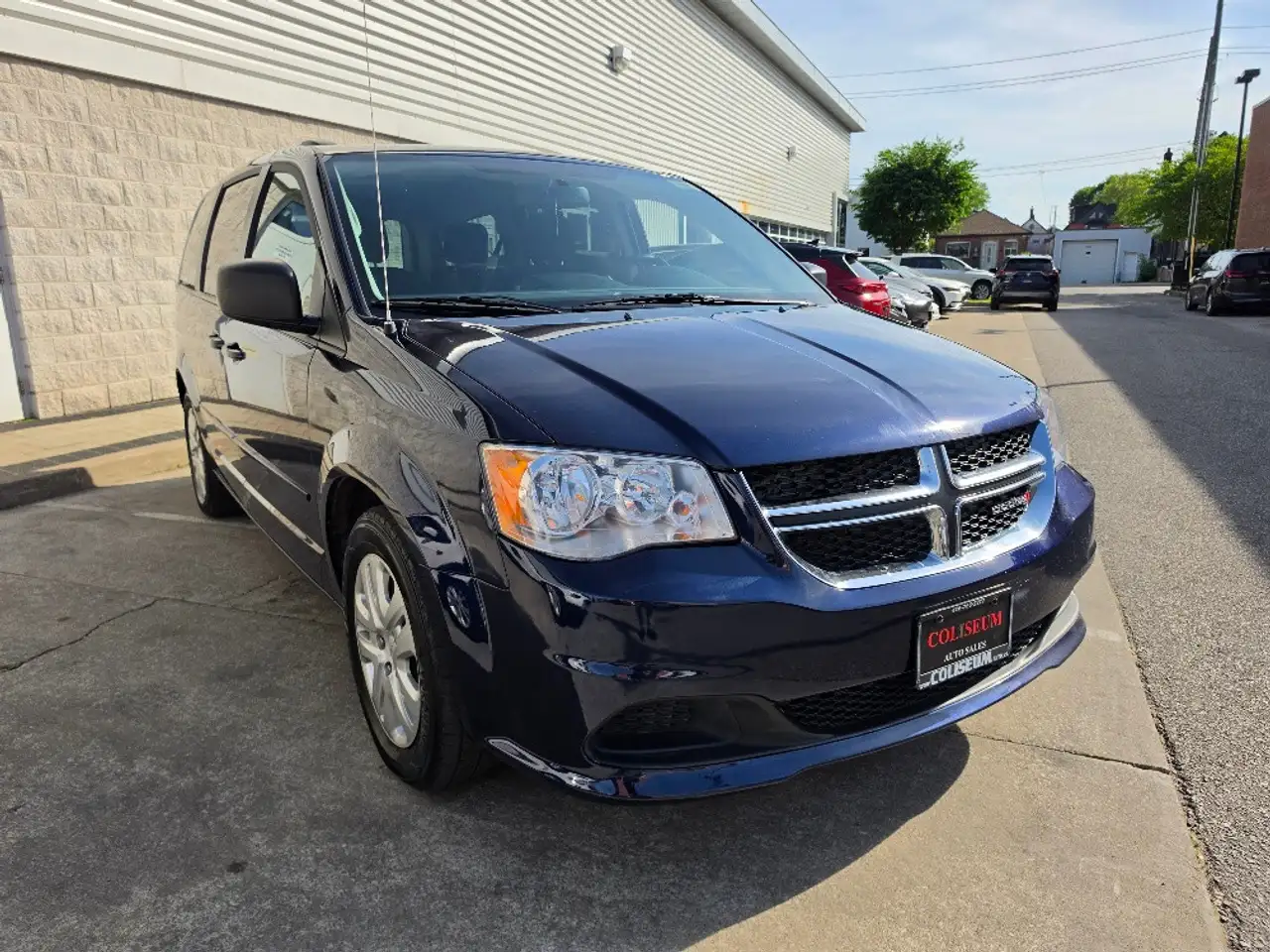 Dodge Grand Caravan photo Dodge Grand Caravan