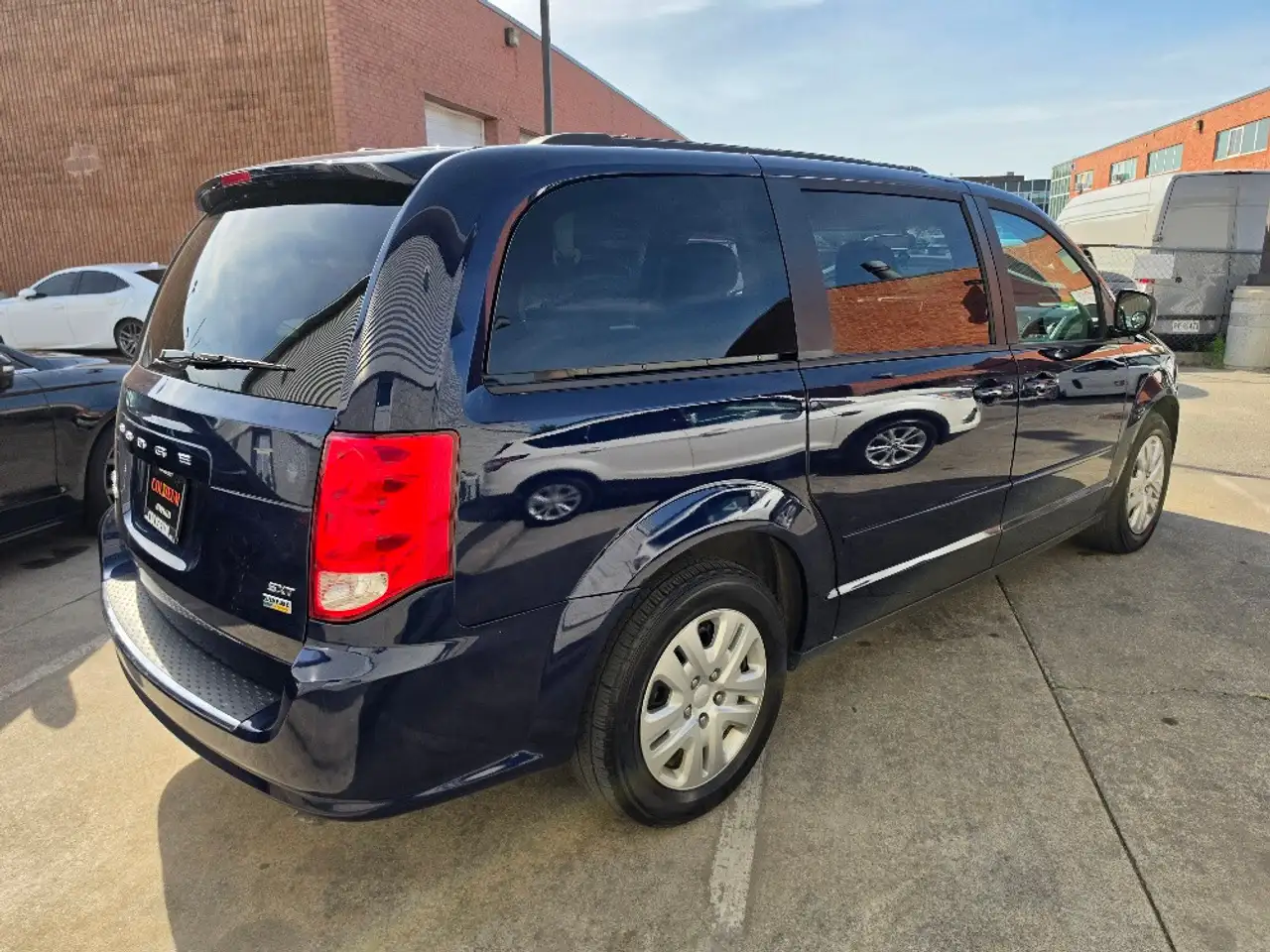 Dodge Grand Caravan photo Dodge Grand Caravan