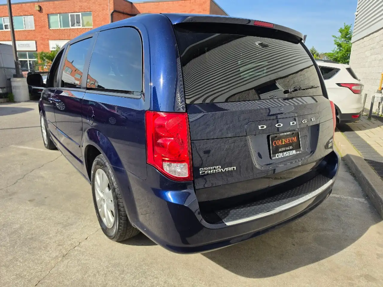 Dodge Grand Caravan photo Dodge Grand Caravan