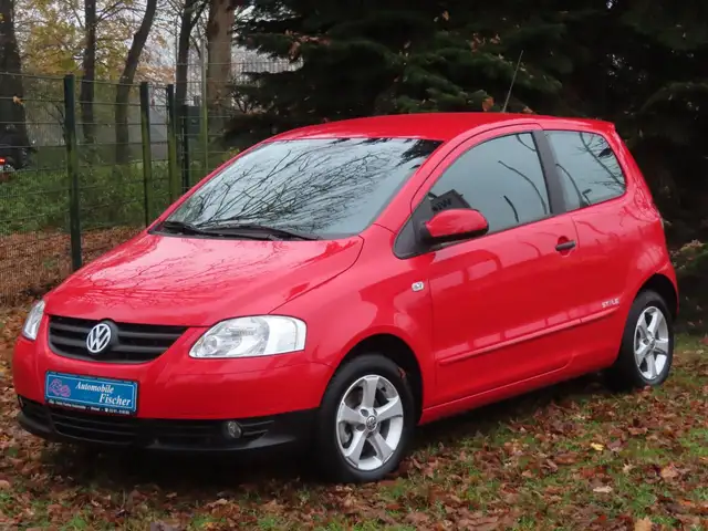 Volkswagen Fox Style "erst 38.000 km von älterer Dame"