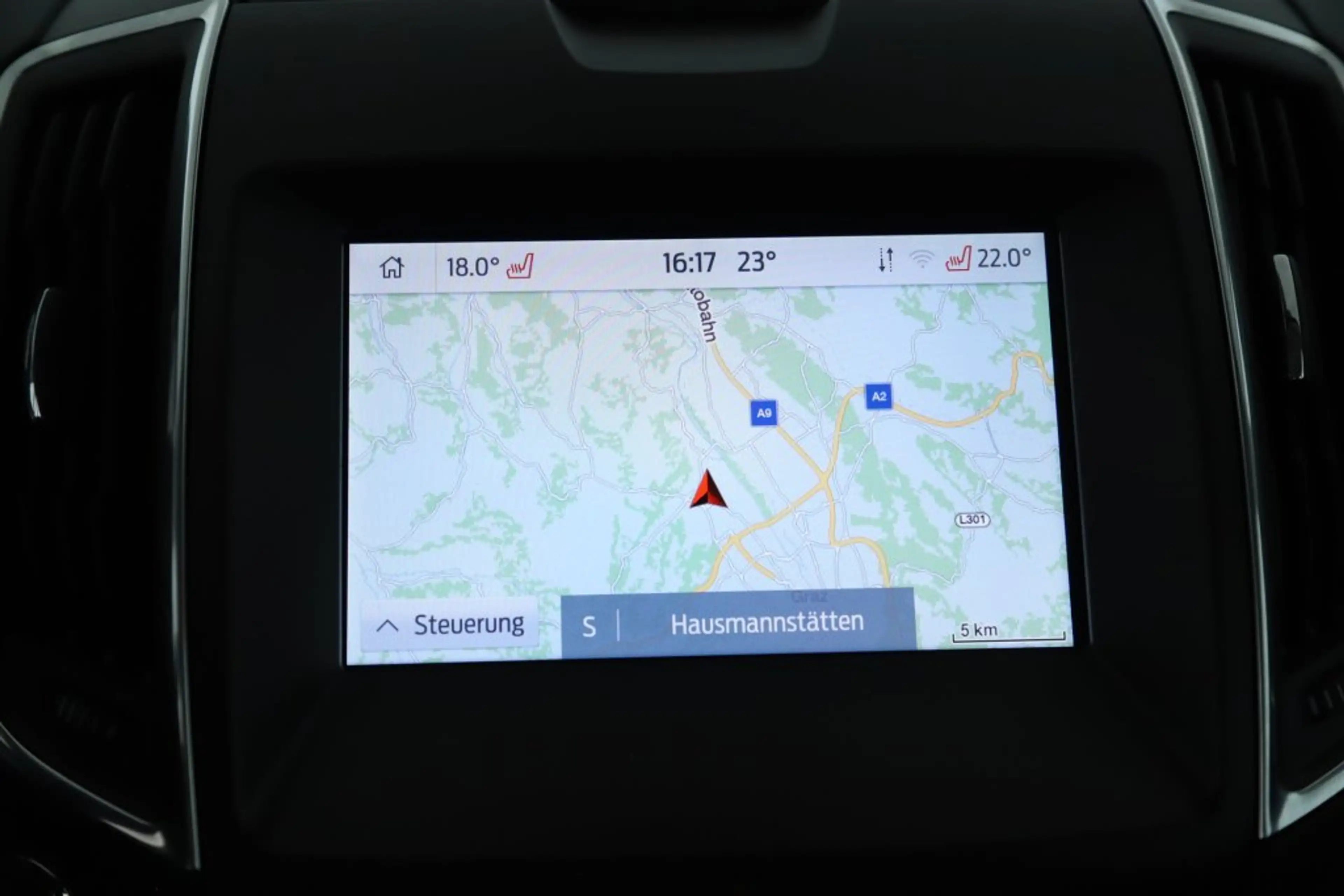 Ford Galaxy 2,0 TDI SCR TITANIUM Autom 7-SITZE NAVI LED — photo 15