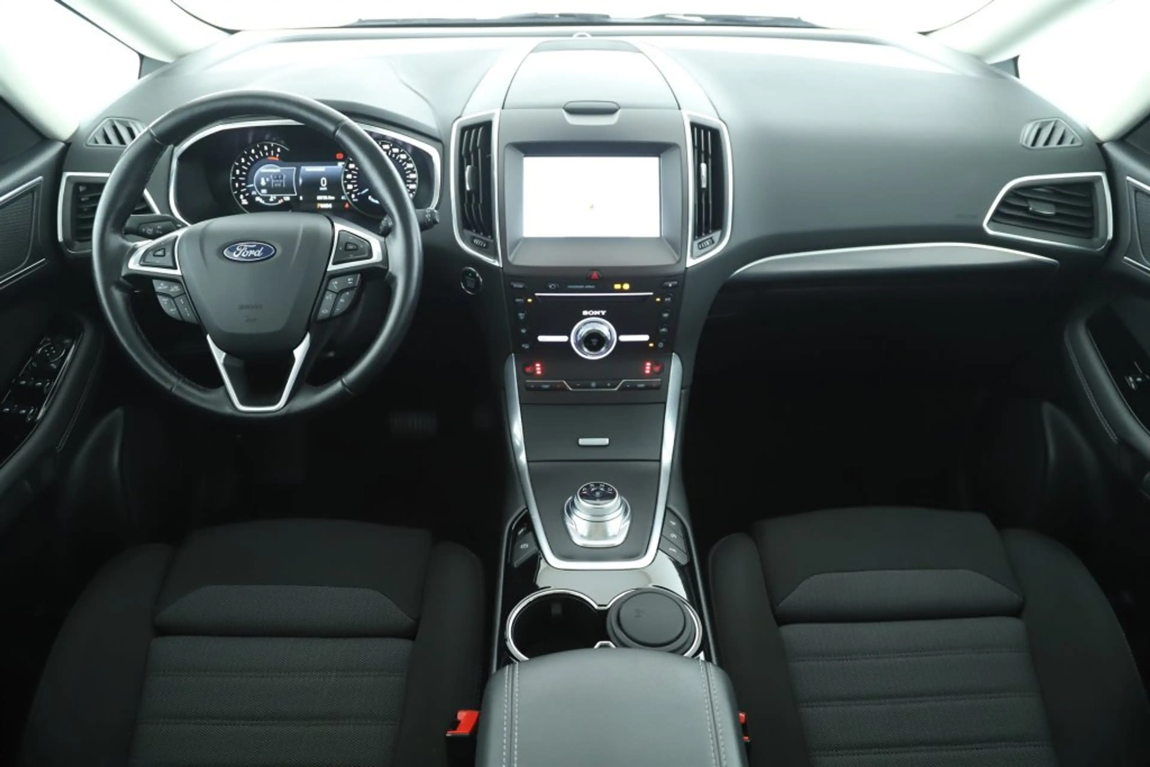 Ford Galaxy 2,0 TDI SCR TITANIUM Autom 7-SITZE NAVI LED — photo 12