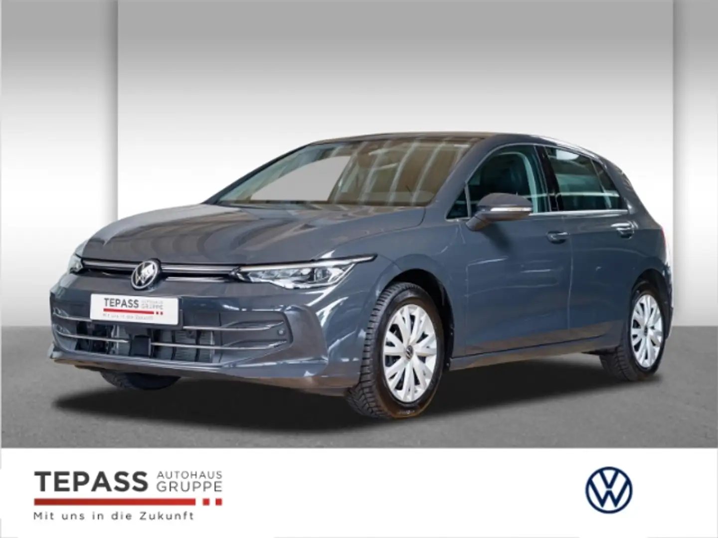 Volkswagen Golf 2,0 l TDI DSG Style AHK APP LIGHT-ASSIST Zwart - 1