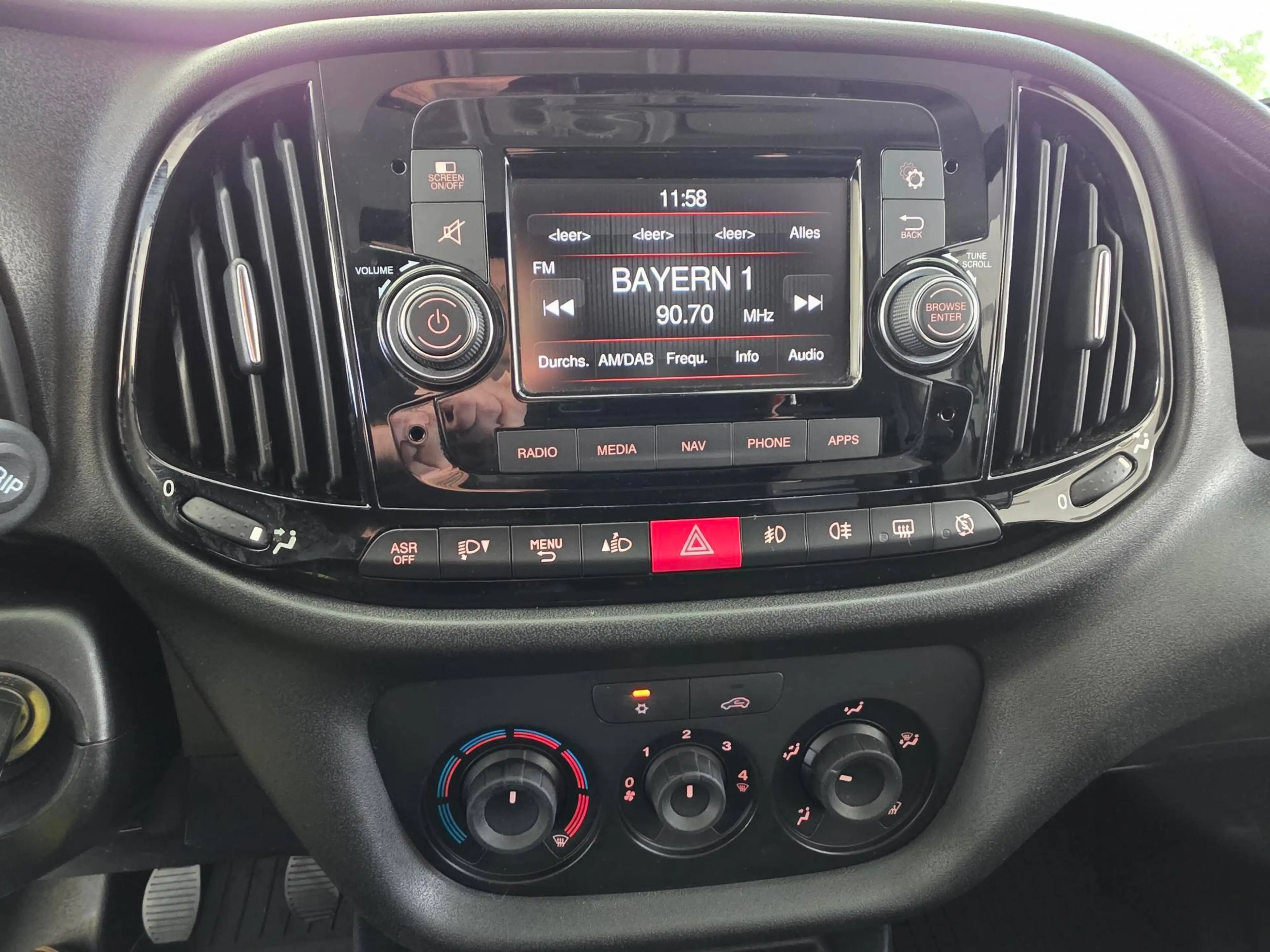 Fiat Doblo SX Kasten Klima Kamera Dachgepäckträger Sitzheizung — photo 13