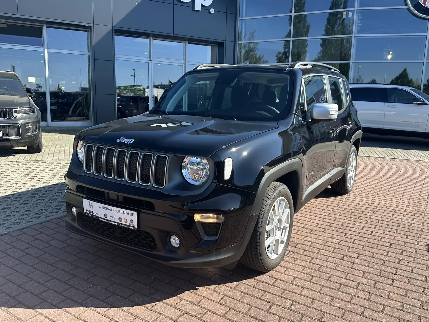 Jeep Renegade Longitude Mild-Hybrid FWD Schwarz - 1