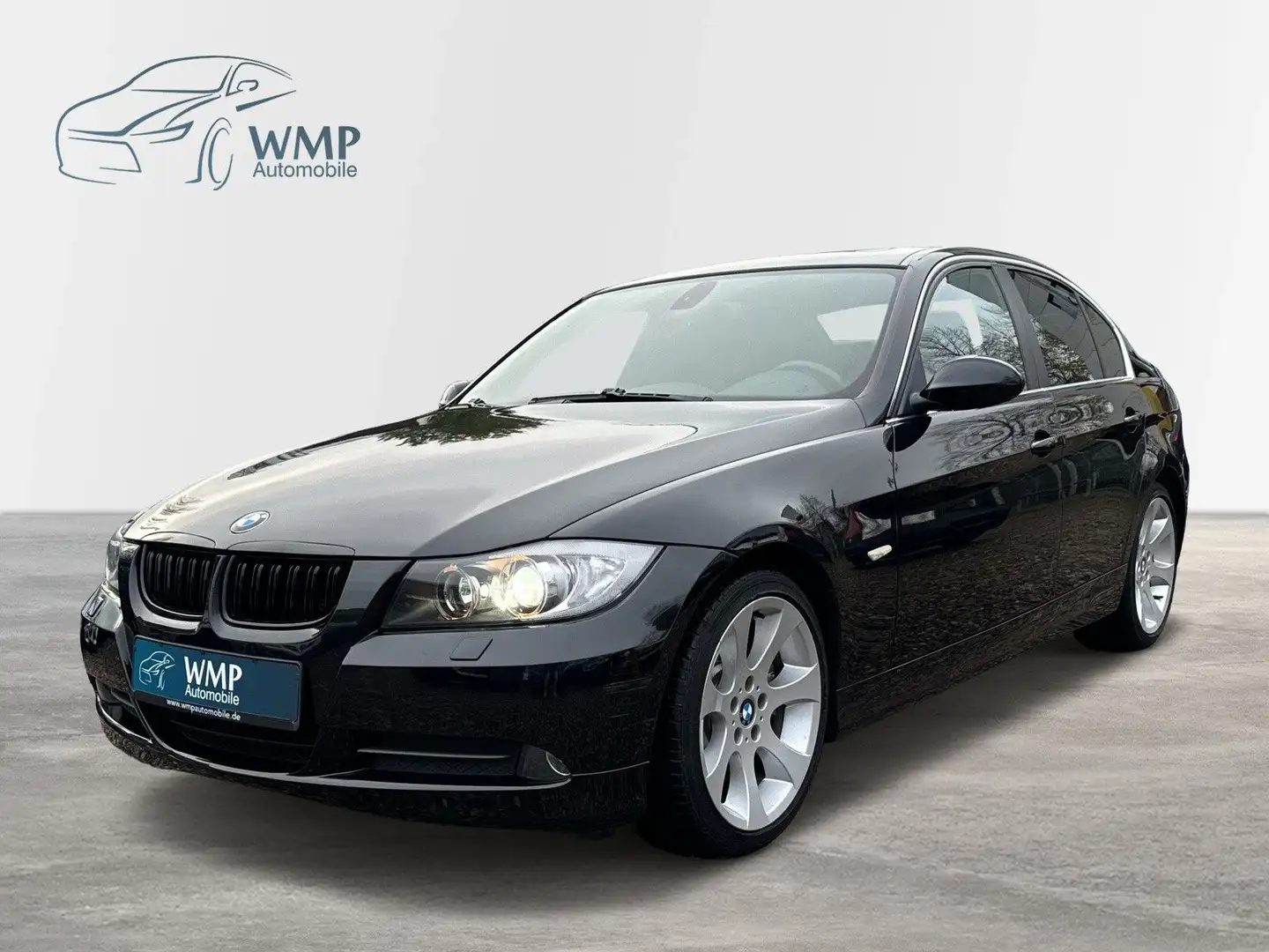 BMW 330 i Lim. /Navi./Xenon/PDC./Schiebedach/Tempomat Schwarz - 1