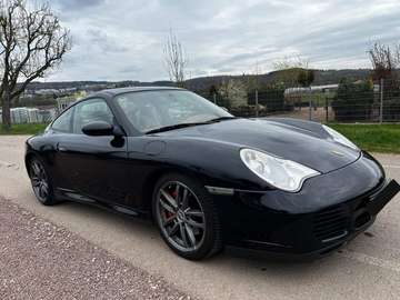 911 Carrera 4S