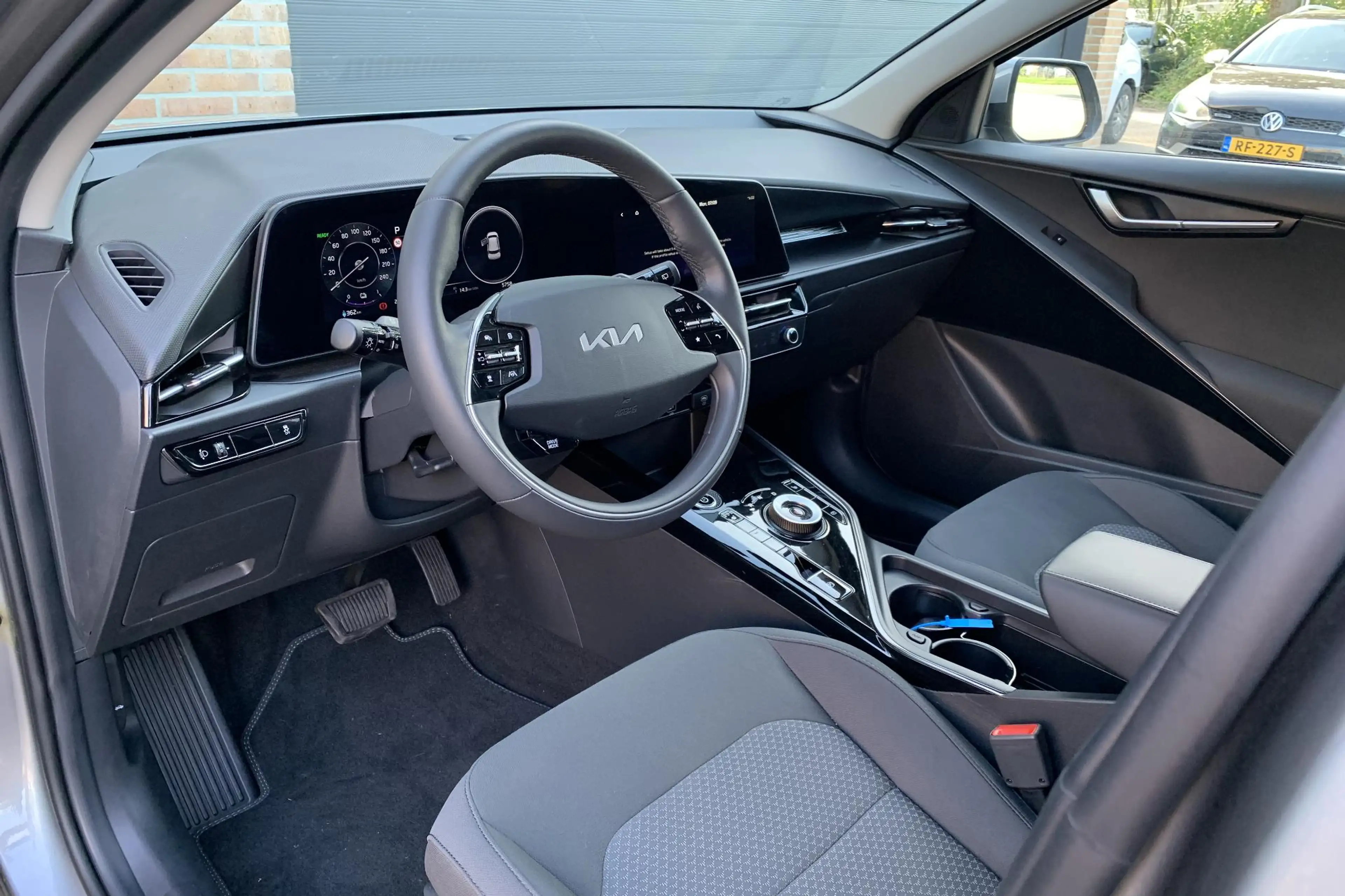 Kia e-Niro EV Limited Edition 64.8 kWh Keyless Entry | Stoel- — photo 10