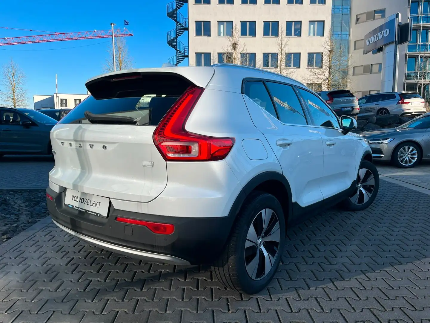 Volvo XC40 Inscription Expression Recharge PHEV Weiß - 2