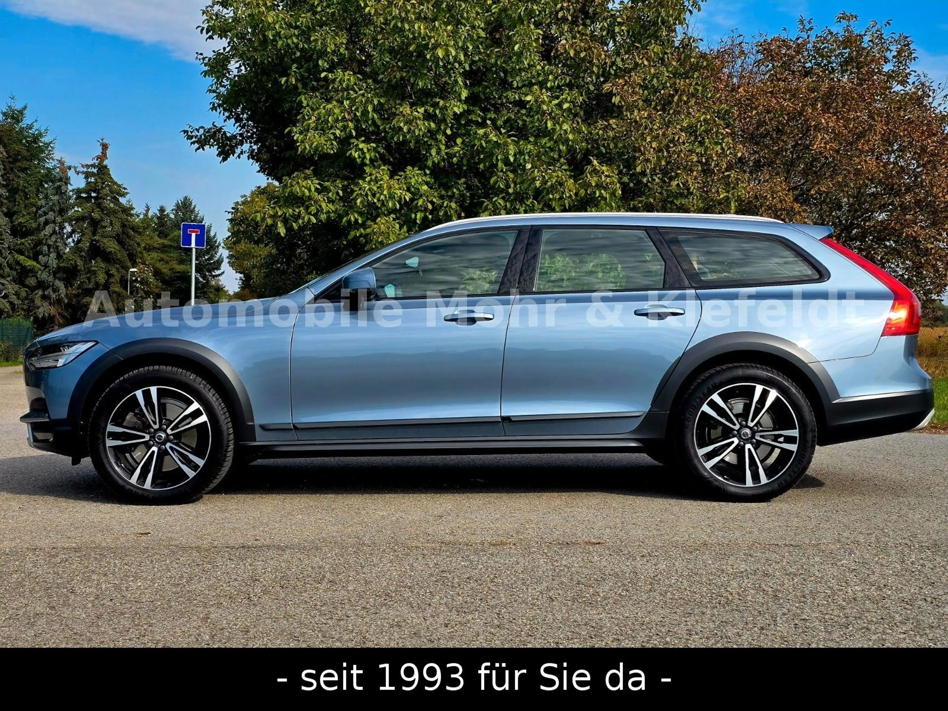 Volvo V90 Cross Country Pro AWD*THORSHAMMER*B&W*XENIUM — photo 4