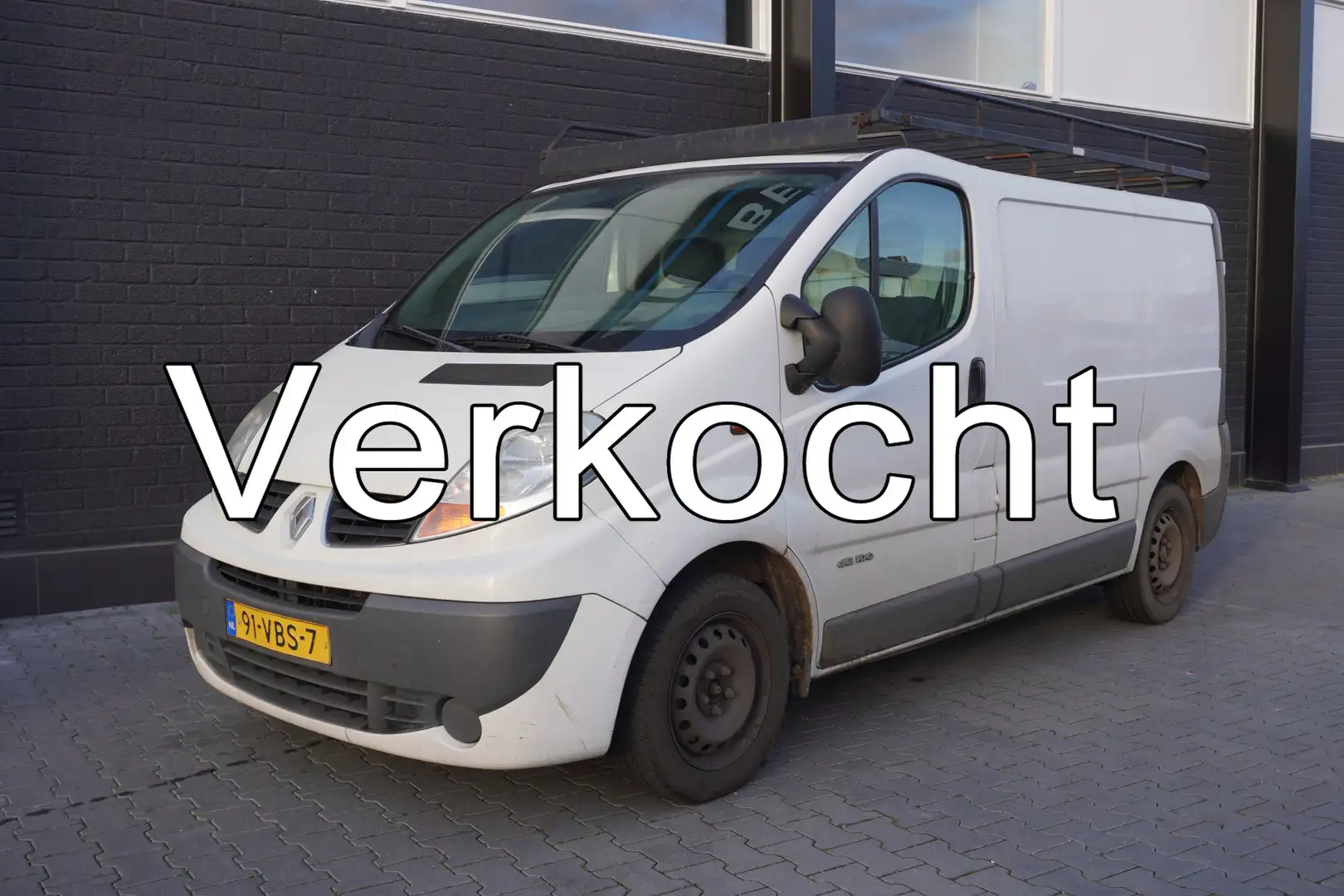 Renault Trafic 1.9 dCi 100PK - Airco - Trekhaak -  Imperiaal -  € Wit - 1