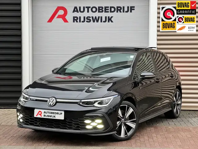 Volkswagen Golf GTE 1.4 eHybrid Pano/HuD/Blindspot