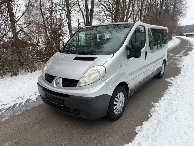 Renault Trafic Kombi L2H1 2,9t  9Sitze Klima AHK