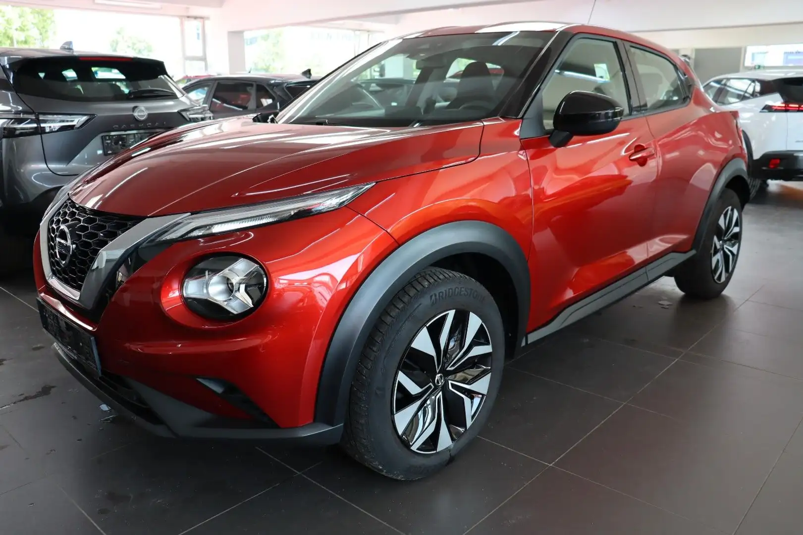 Nissan Juke Acenta DCT LED Navi SHZ R.Cam *1HD* SOFORT Rouge - 1