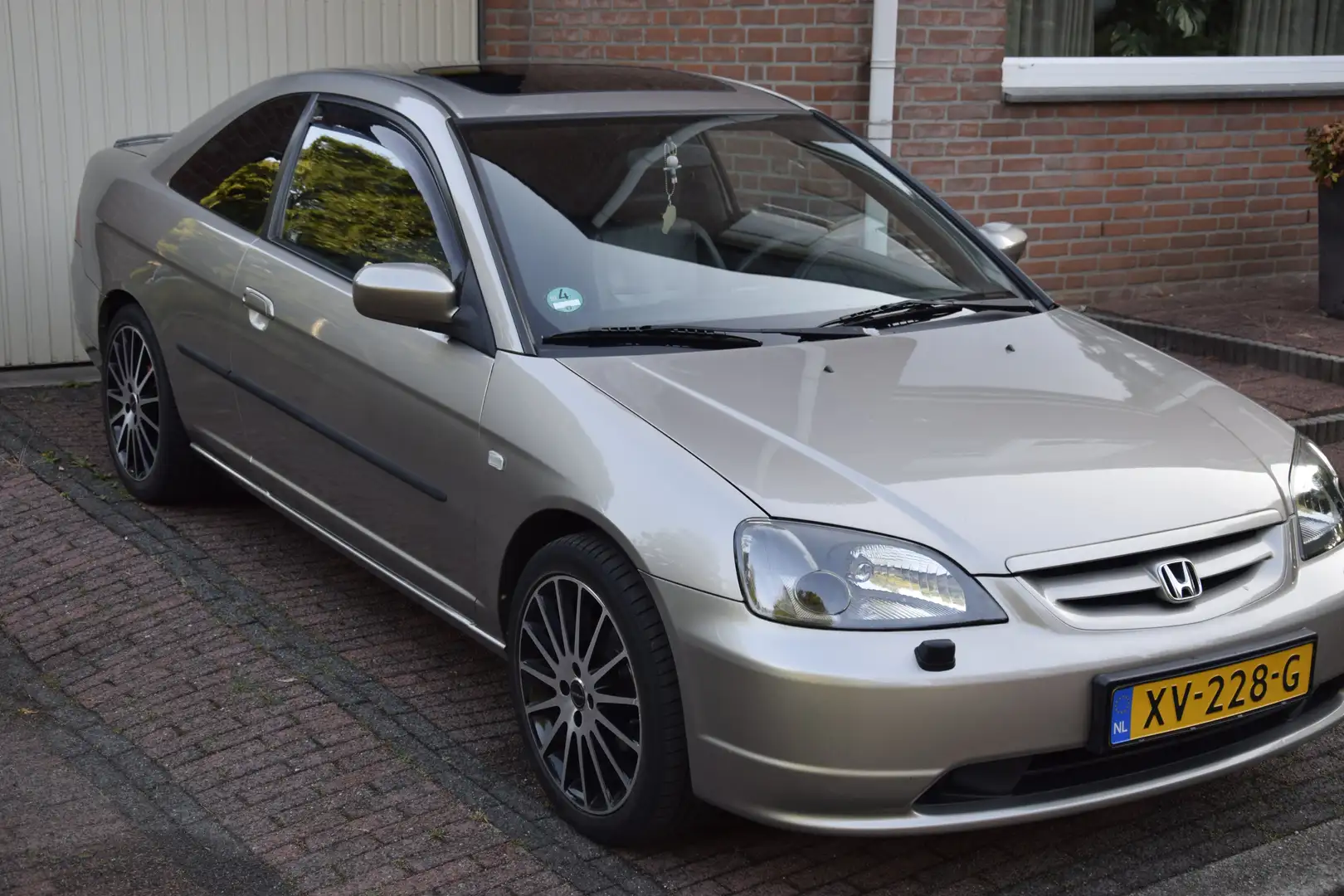 Honda Civic Civic 1.7i ES Grijs - 2
