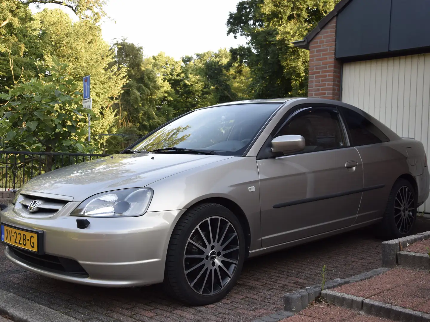Honda Civic Civic 1.7i ES Grijs - 1