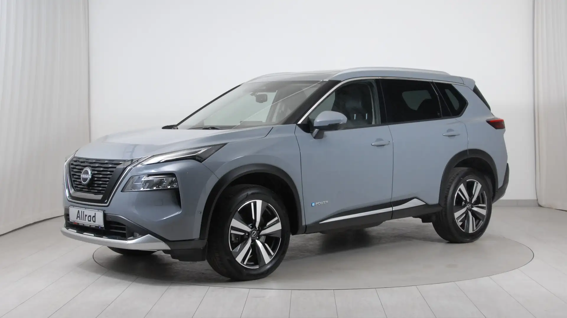 Nissan X-Trail 1,5 VC-T e-POWER e4ORCE Allrad Tekna Grau - 2