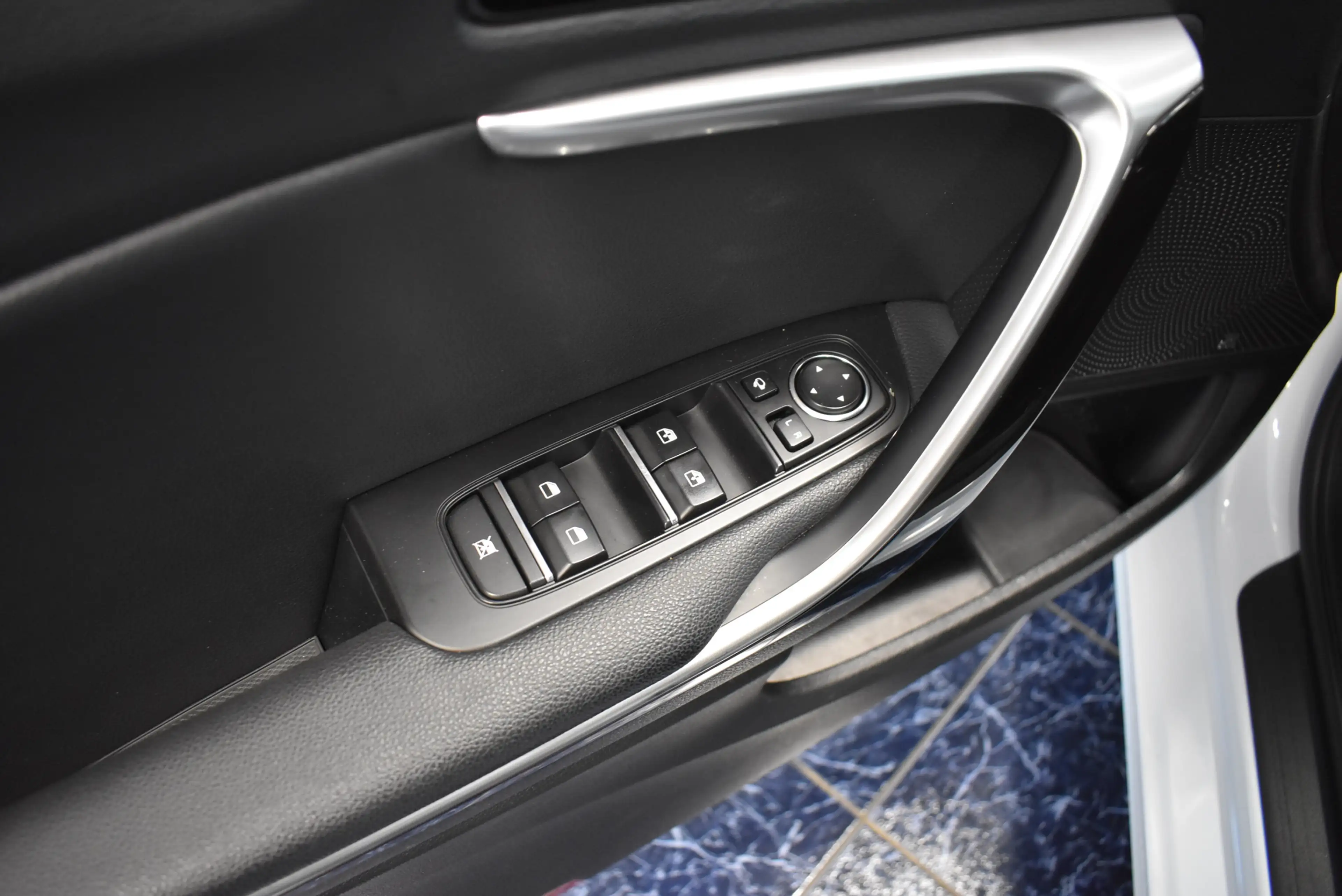 Kia Ceed SW / cee'd SW 1.5 T-GDI Aut Navi LED Kamera — photo 12